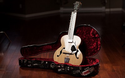 Lire la suite à propos de l’article <!--:fr-->Harry Manx – 20 Strings and the Truth<!--:-->