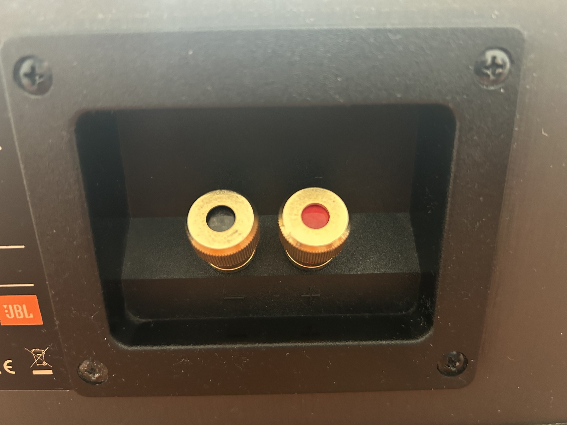 JBL ES25C connectors