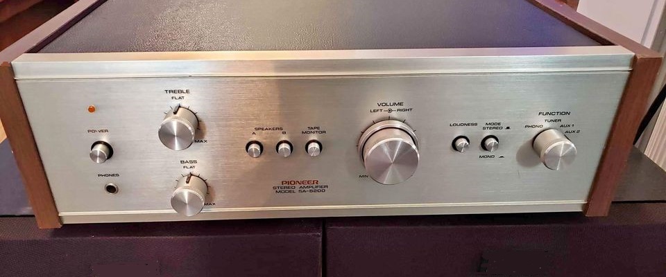 Pioneer SA-5200 Front