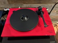 ee328c81-1a89-4a99-a8ef-3e61175eb1d9